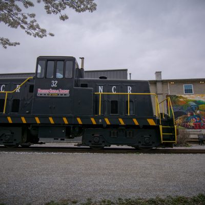 32 2
